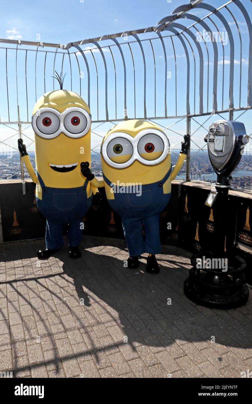 New York, NY, USA. 28th June, 2022. Kevin the Minion, Bob the Minion celebrating the upcoming premiere of Minions: The Rise of Gru at The Empire State Building. Credit: Steve Mack/Alamy Live News Stock Photo