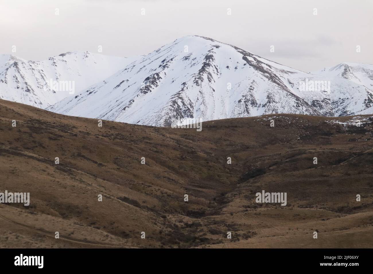 Shot high snowy mountain hi-res stock photography and images - Alamy