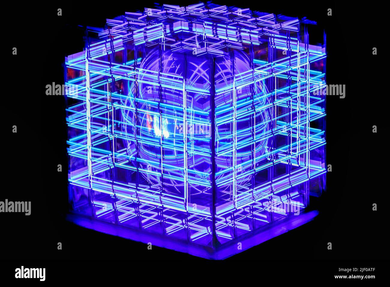 An illustration of a 3D abstract futuristic light cube Stock Photo - Alamy