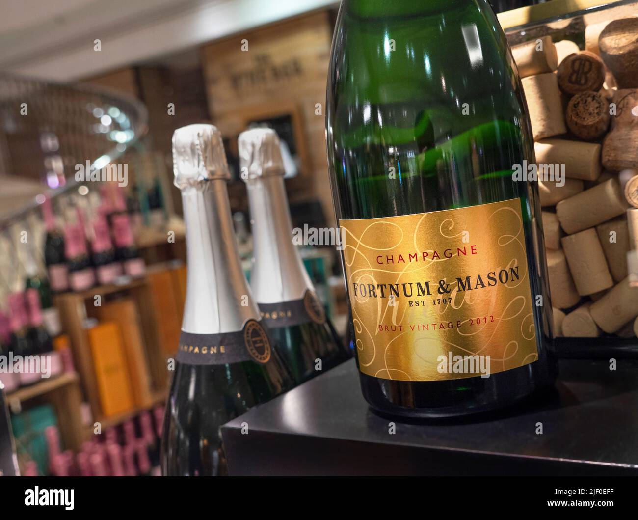Fortnum masons champagne hi-res stock photography and images - Alamy