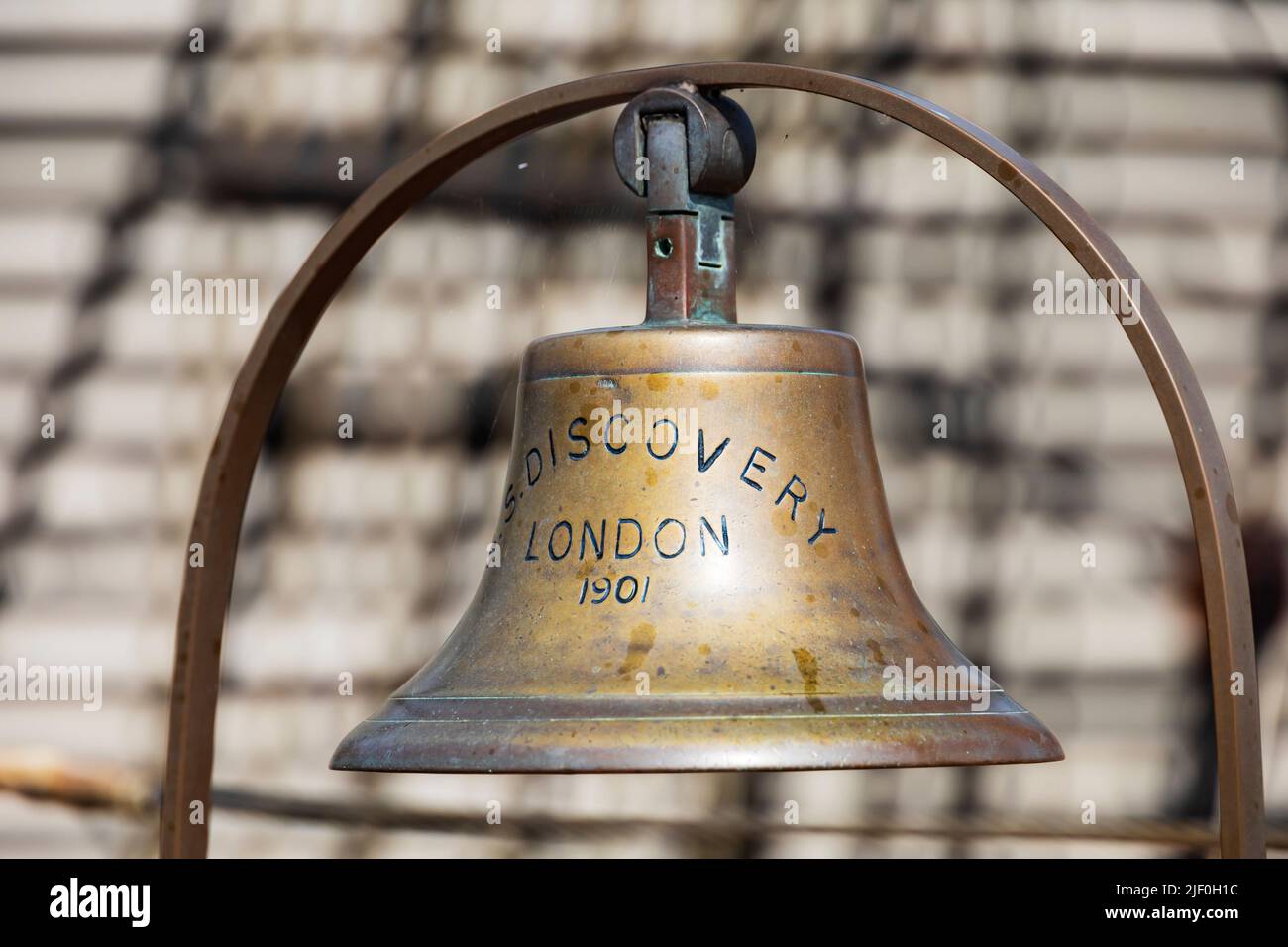 Ships bell, Royal Research Ship RRS Discovery. Antarctic exploration vessel used by Scott and Shackleton. discovery point, Dundee, Angus, Scotland Stock Photo