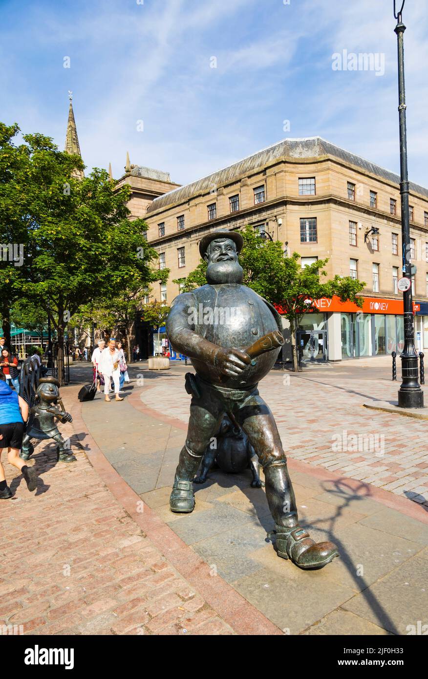 Desperate Dan Bronze statue of the Dandy comic hero on High Street, Dundee, Angus, Scotland Stock Photo