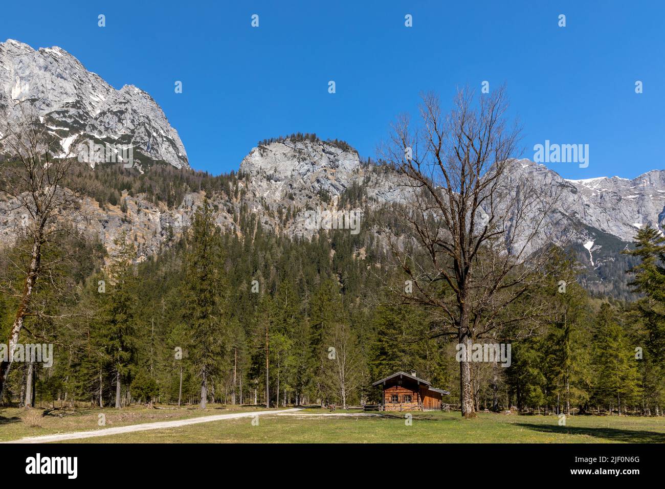 Hut in the Klausbachtal valley near Ramsau, Berchtesgaden, Bavaria, Germany Stock Photo