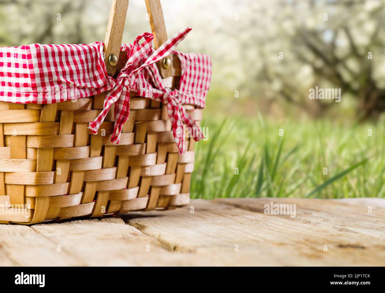 Concept no food family hi-res stock photography and images - Alamy