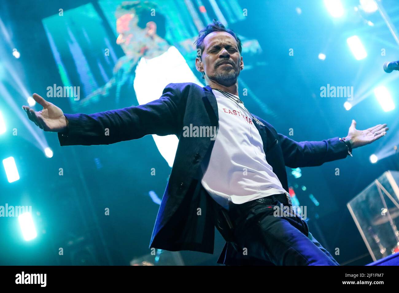 June 24, 2022: June 26, 2022 (Fuengirola, Malaga) The stage of the  Marenostrum Fuengirola festival vibrated with the tropical and avant-garde  salsa of the Puerto Rican Marc Anthony, who hung the entire