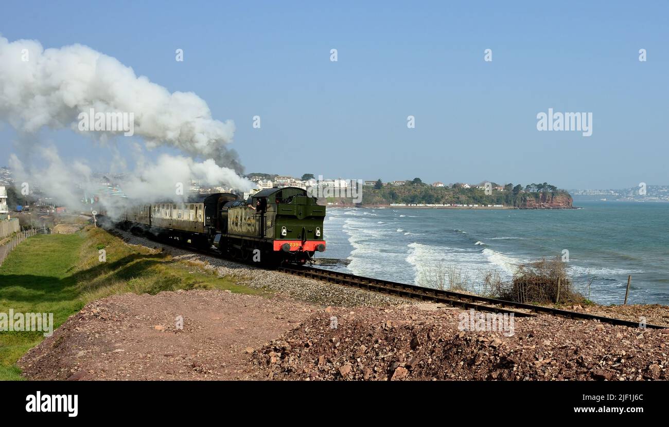 Bunker-first GWR tank engine No 5239 Goliath battles with a strong ...