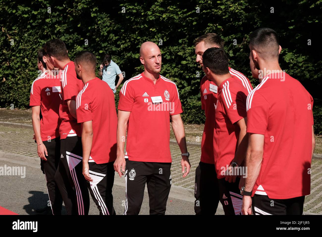 Illustration shows Standard's Gilles Dewaele Standard's players