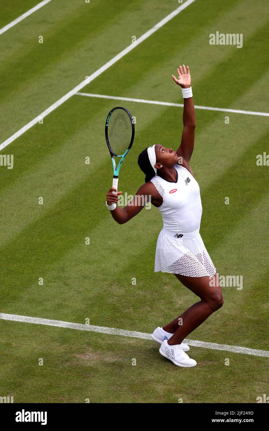 London, 28 June 2022 - London, 28 June 2022 - America's Coco Gauf serving during her first round victory over Elena Gabriela Ruse of Romania. Credit: Adam Stoltman/Alamy Live News Stock Photo