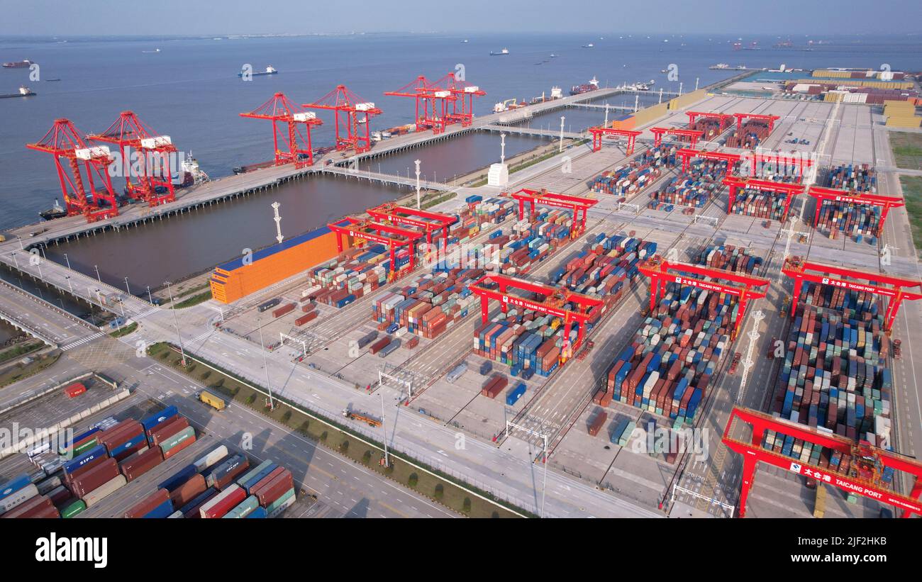 SUZHOU, CHINA - JUNE 25, 2022 - A view of taicang Port Phase IV terminal in  Suzhou, East China's Jiangsu Province, June 25, 2022. The fourth phase of  Stock Photo - Alamy