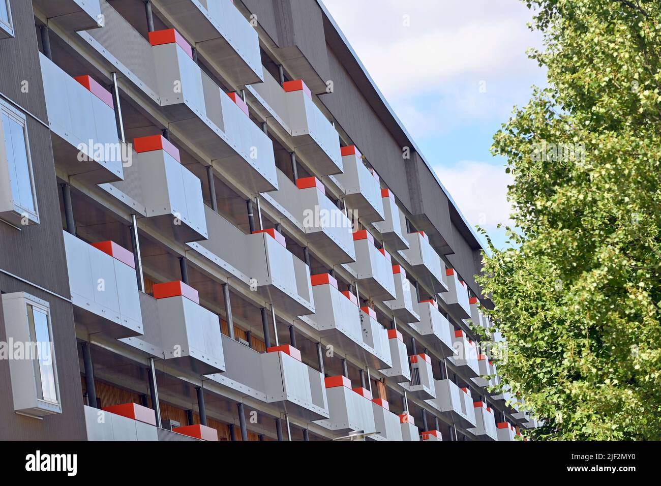 Munich, Deutschland. 25th June, 2022. Newly built apartments in the