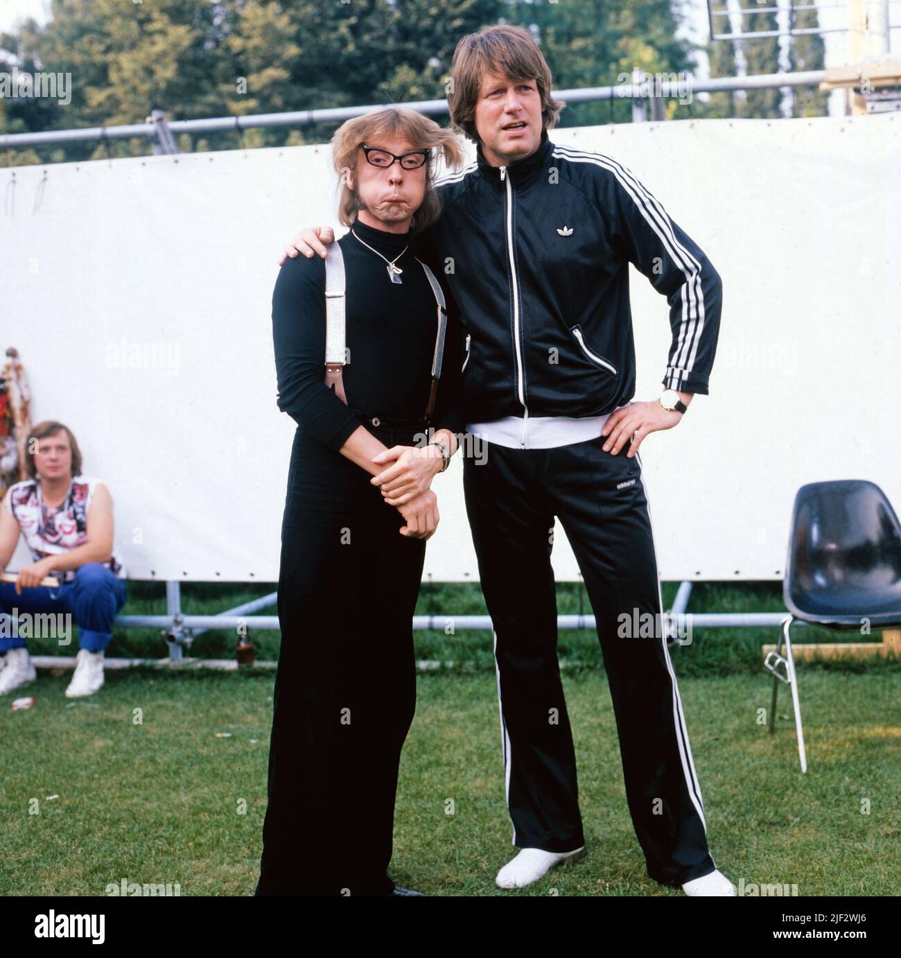 Gunter Gabriel, deutscher Countrymusik Sänger, Schlagersänger, Texter und Produzent, im Bild mit Rolly Jones, links, Deutschland, 1979.  Gunter Gabriel, German Country music singer, songwriter, producer and lyricist, pictured with Rolly Jones, left, Germany, 1979. Stock Photo