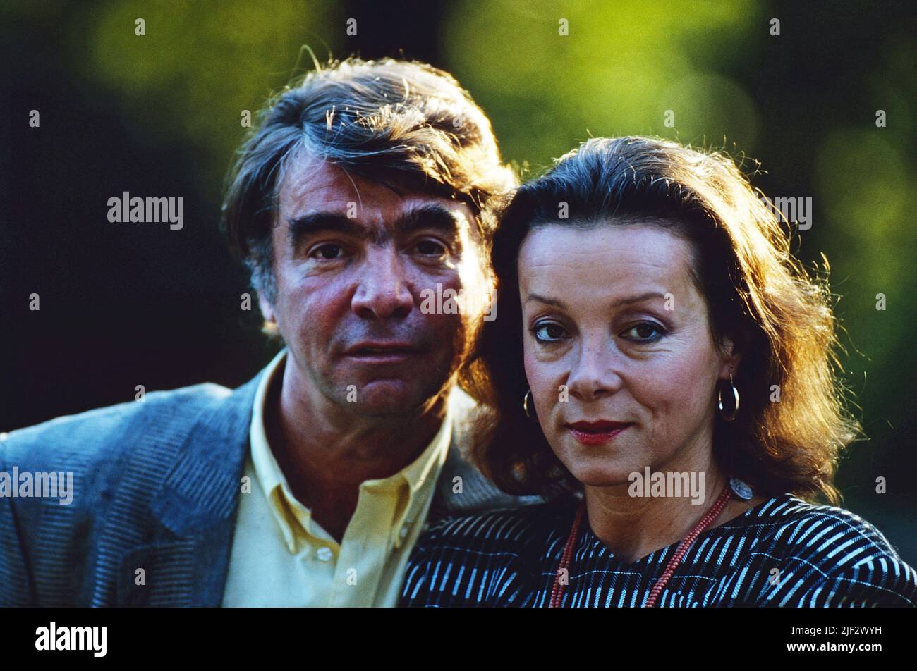 Das Schauspielerpaar Krista Stadler und Joachim Kemmer, privat, Deutschland, 1990. The actor couple Krista Stadler and Joachim Kemmer, private, Germany, 1990. Stock Photo