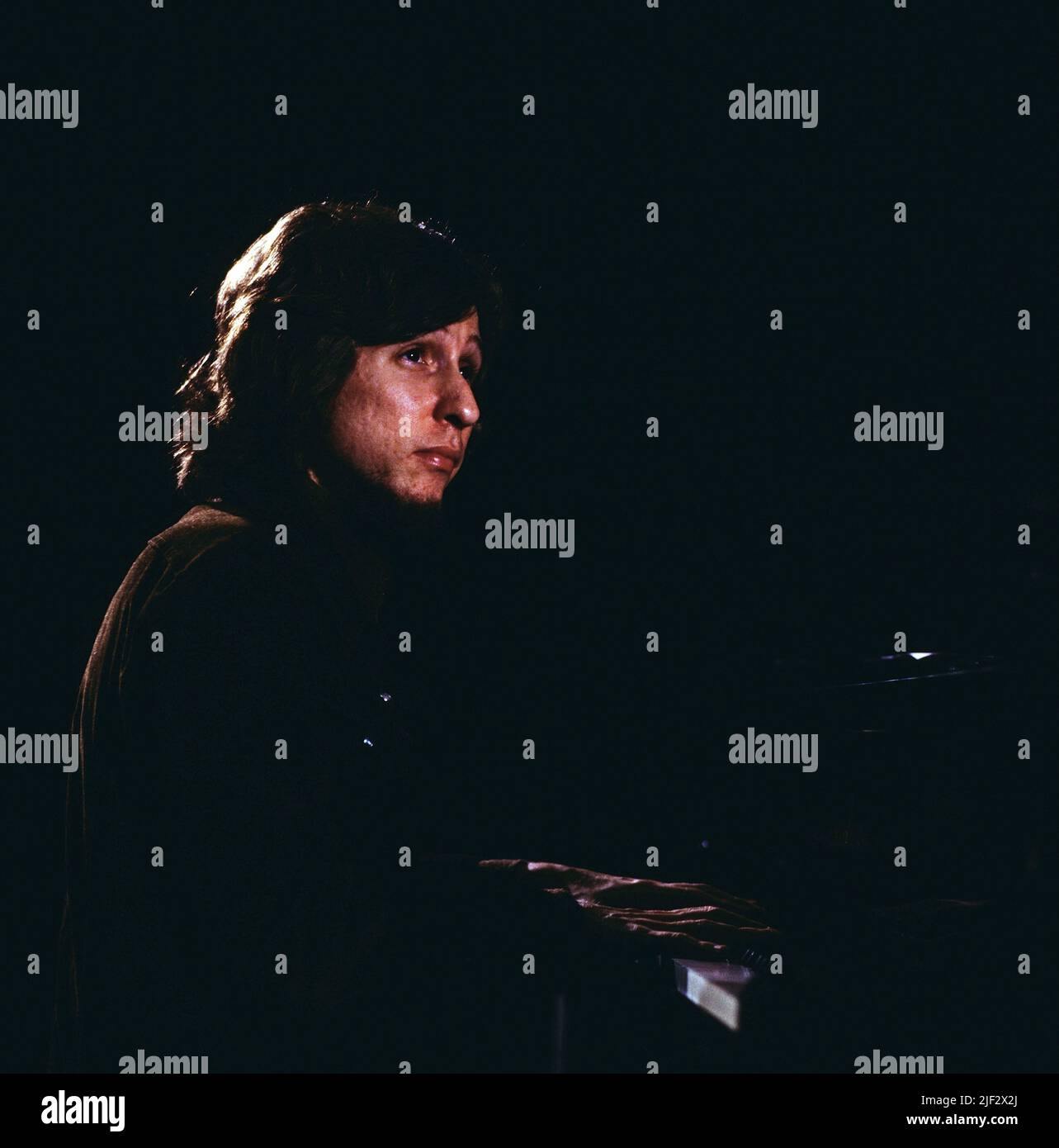 Barry Miles, amerikanischer Jazzpianist, hier am Klavier, circa 1971