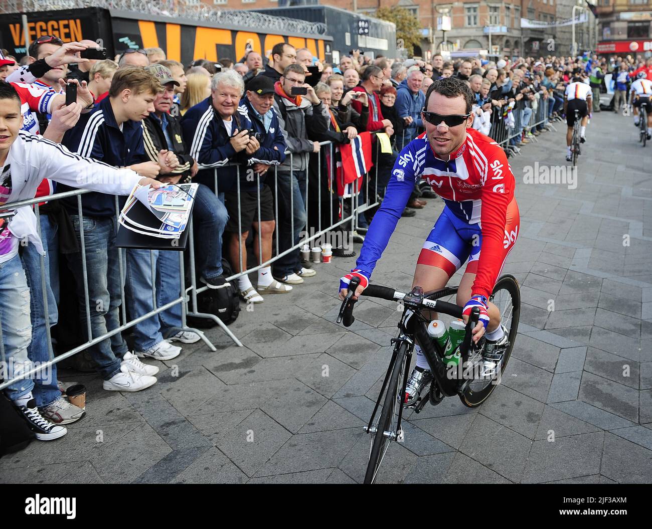 File photo dated 25-09-2011 of Great Britain's Mark Cavendish arrives at the start during Day Seven of the UCI Road Race World Championships, Copenhagen. Originally due to host the Grand Depart last year before the Covid-19 pandemic intervened, 12 months later Denmark will be the starting point for a 3,328km race that will then head across the north of France, into the Alps and then to the Pyrenees before the traditional finish in Paris. Issue date: Wednesday June 29, 2022. Stock Photo