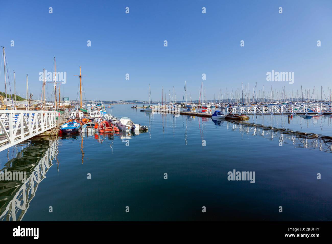 Europe, UK, England, Devon, Torbay, Brixham Marina with Gangways to the Floating Piers Stock Photo