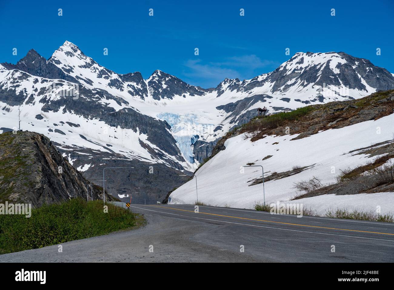 Worthington Glacier by the roadside at the top of the Thompson Pass near Valdez Alaska Stock Photo