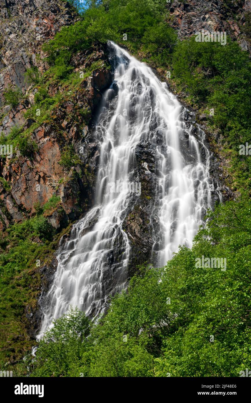 Horsetail Falls cascade down the cliffs of Keystone Canyon outside