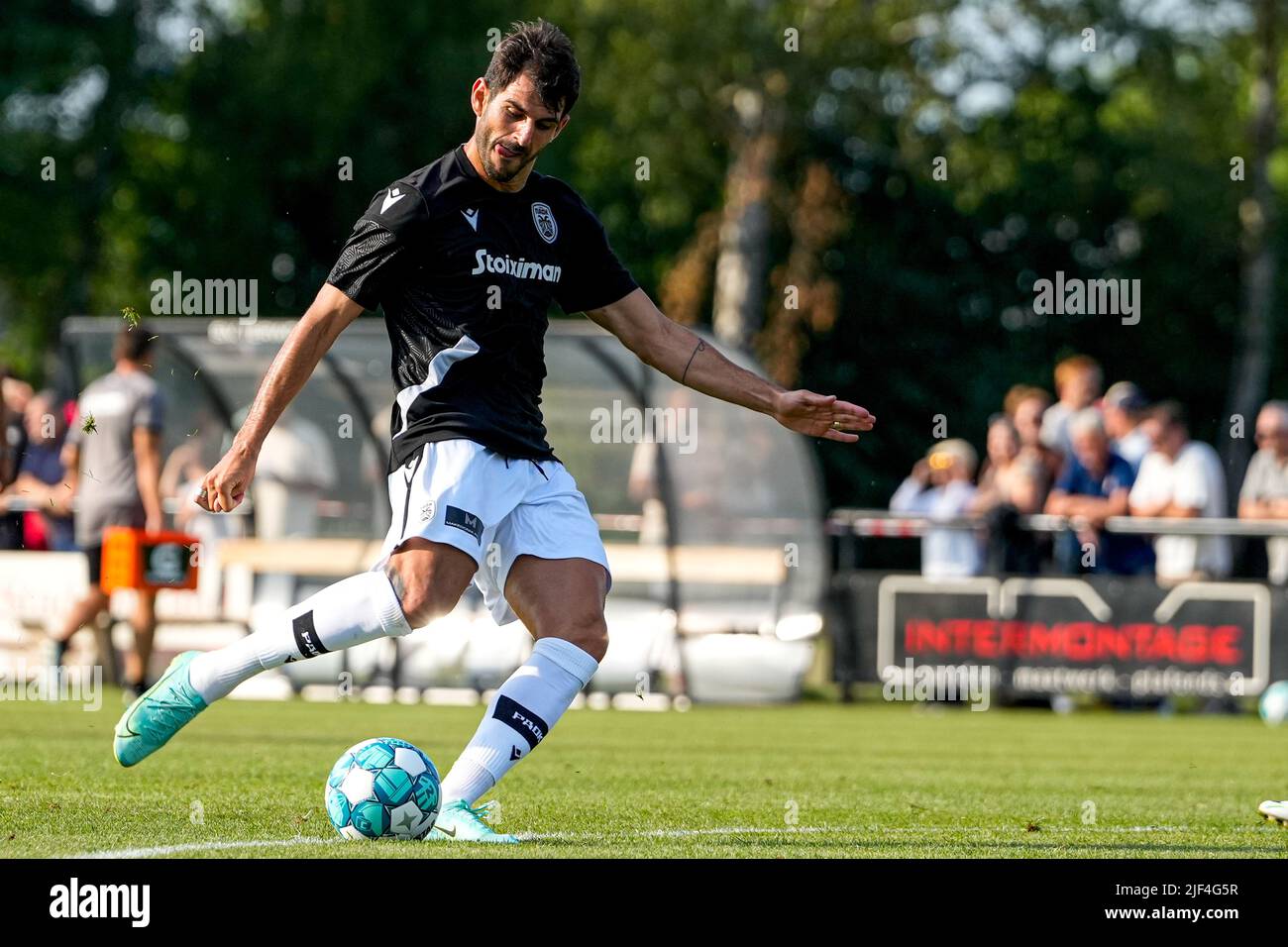 TERWOLDE, NETHERLANDS - JUNE 29: Nelson Miguel Castro Oliveira of PAOK Saloniki prior to the Friendly match between Go Ahead Eagles and PAOK Saloniki at Sportcomplex Woldermarck on June 29, 2022 in Terwolde, Netherlands (Photo by Patrick Goosen/Orange Pictures) Stock Photo