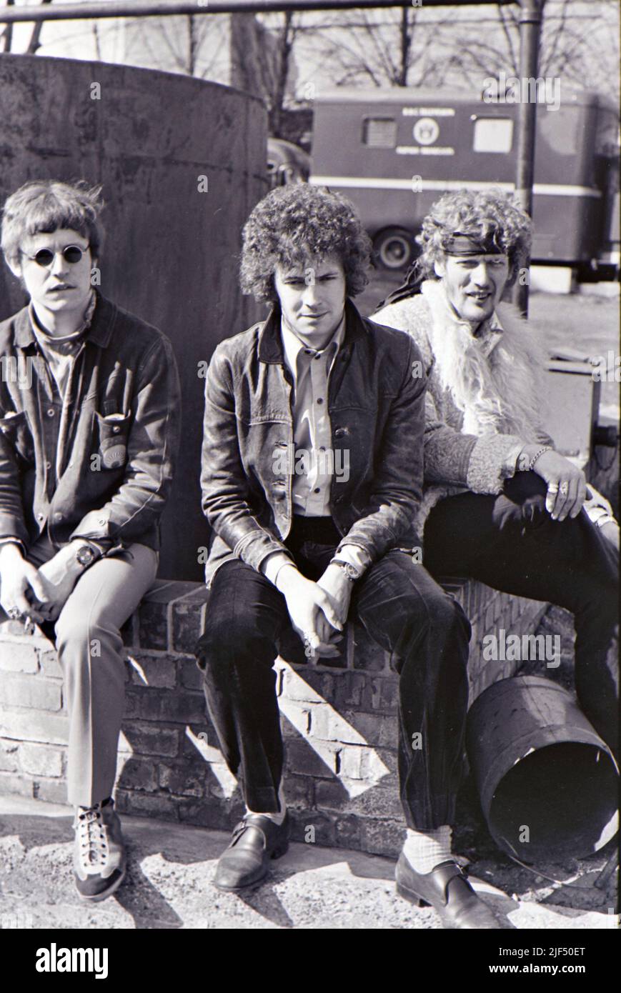 Eric clapton cream 1967 hi-res stock photography and images - Alamy