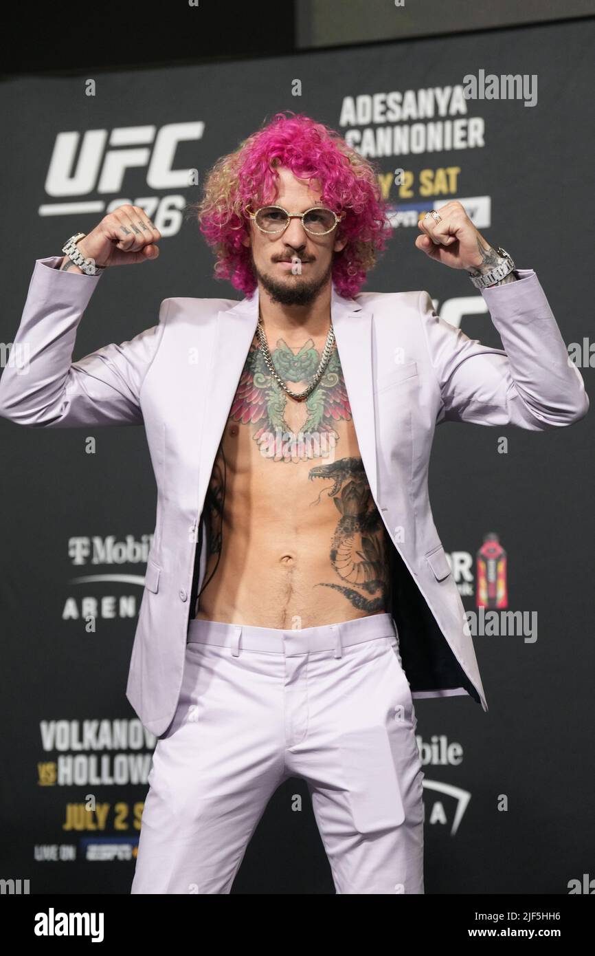 LAS VEGAS, NV - June 29: Sean O’Malley meets with the press for media day at UFC Apex for UFC 276 - Adesanya vs Connonier - Media Day on June 29, 2022 in LAS VEGAS, NV, United States. (Photo by Louis Grasse/PxImages) Stock Photo