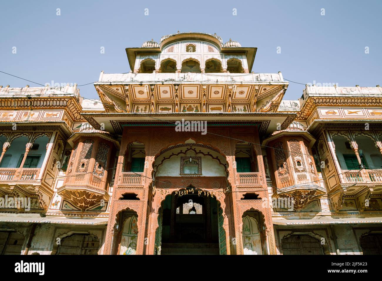 Indian traditional building in Pushkar, India Stock Photo
