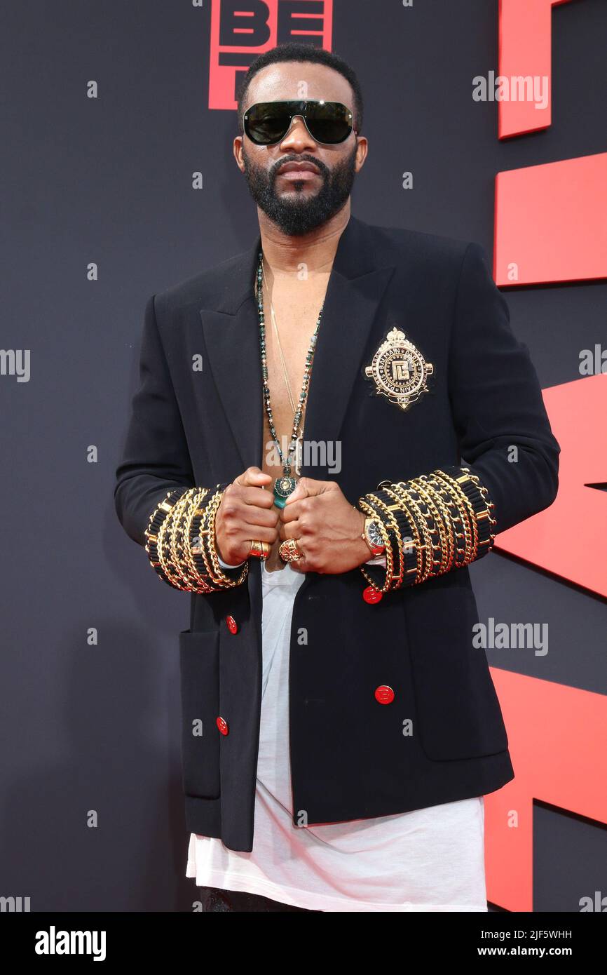 Fally Ipupa rocks 1.3 million shilling leather jacket at Afrimma Awards