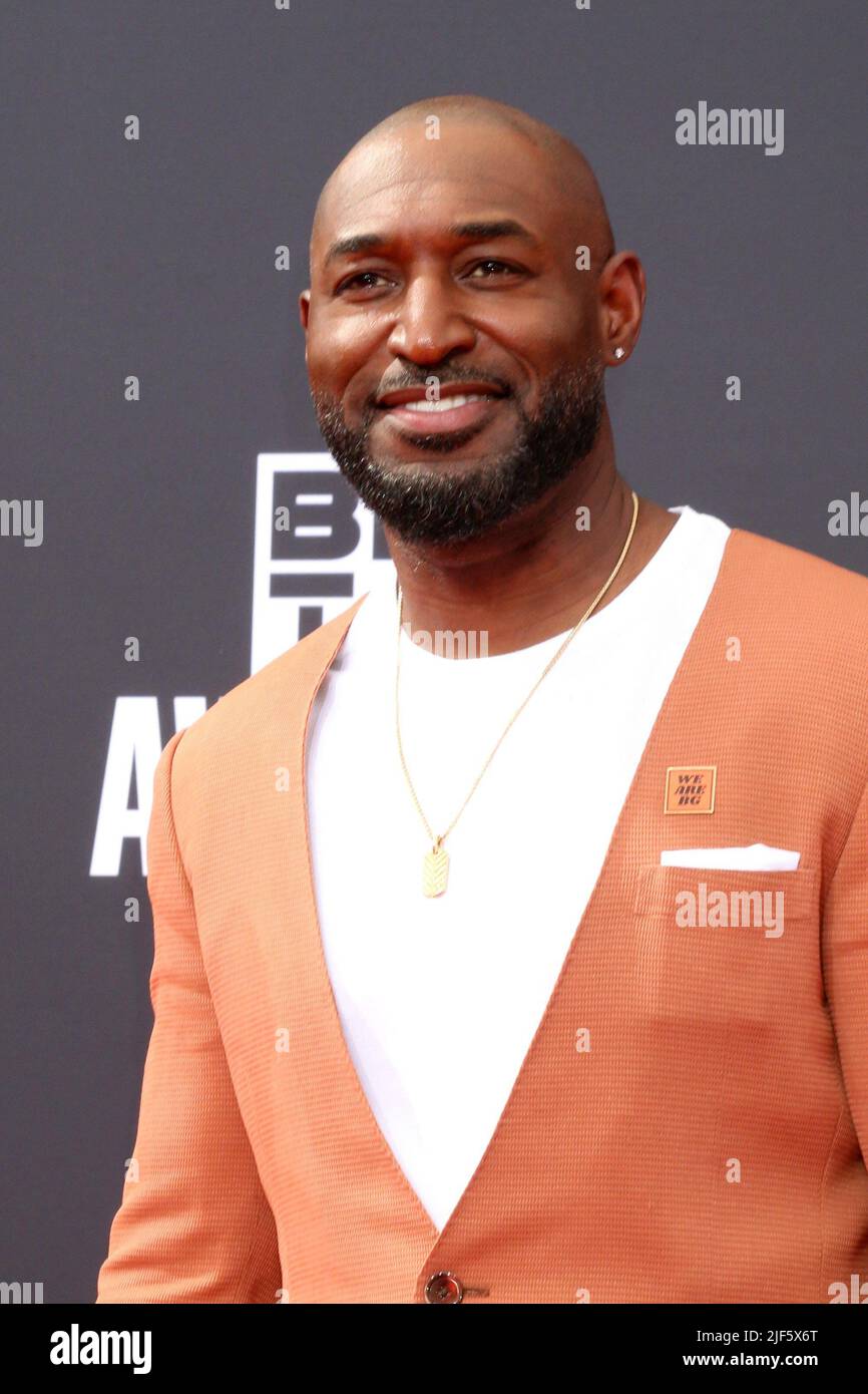 Los Angeles, CA. 26th June, 2022. Adrian Holmes at arrivals for BET Awards - Part 4, Microsoft Theater, Los Angeles, CA June 26, 2022. Credit: Priscilla Grant/Everett Collection/Alamy Live News Stock Photo