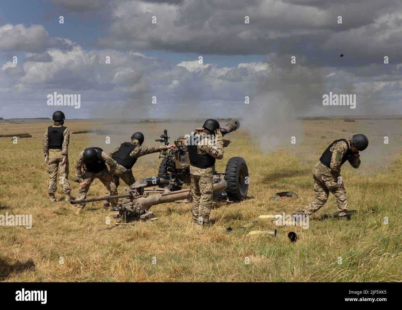 L119 light guns hires stock photography and images Alamy