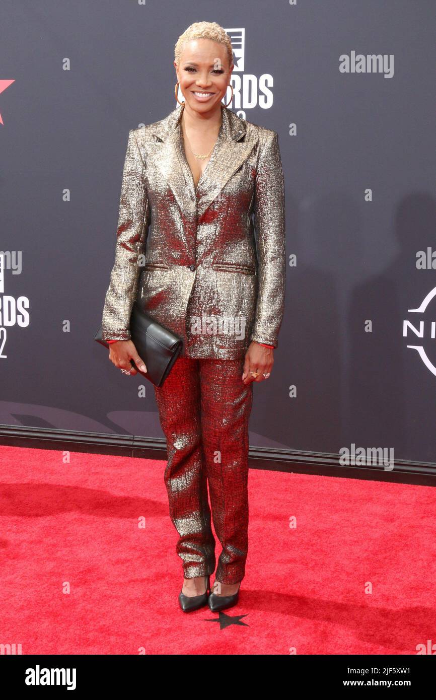 Los Angeles, CA. 26th June, 2022. MC Lyte at arrivals for BET Awards - Part 4, Microsoft Theater, Los Angeles, CA June 26, 2022. Credit: Priscilla Grant/Everett Collection/Alamy Live News Stock Photo