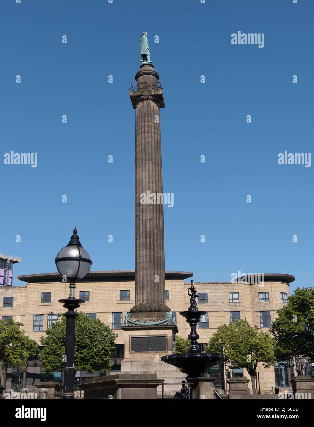 Wellington's Column Waterloo Memorial, St George;s Hall, Liverpool, Merseyside Stock Photo