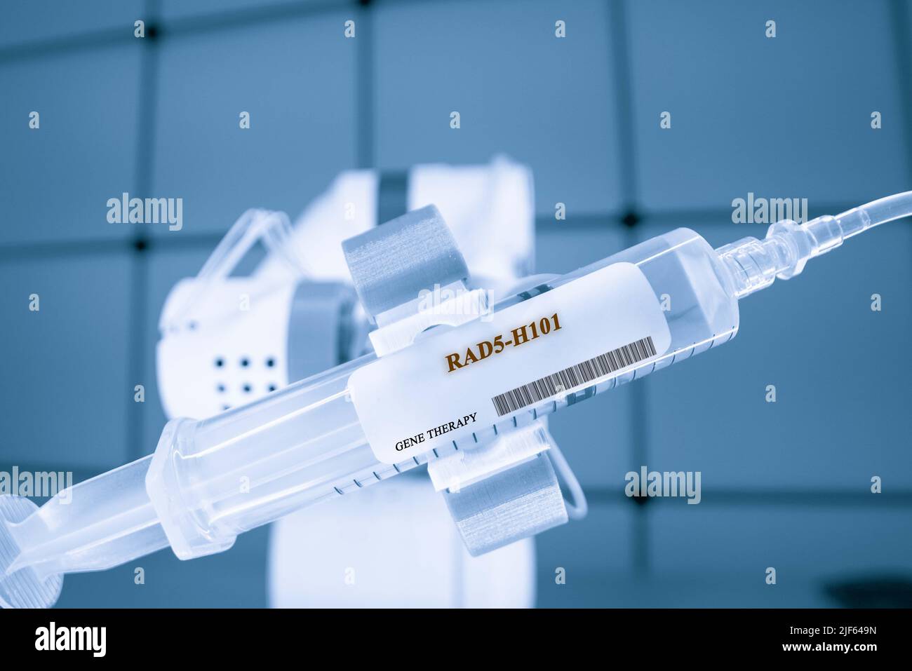 rAd5-H101 Personalized gene therapy. Syringe and injection of stem cells in robot arm Stock Photo