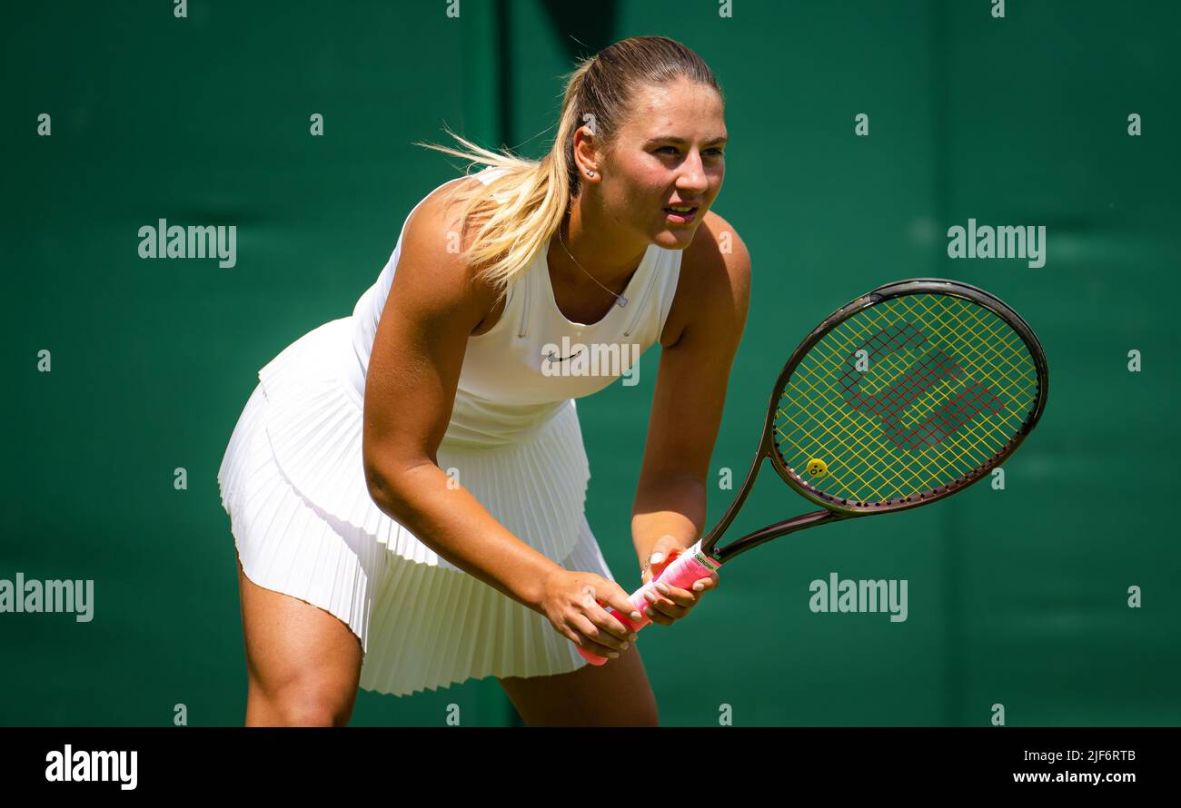 Marta Kostyuk of Ukraine in action against Katie Swan of Great Britain during the first round of the 2022 Wimbledon Championships, Grand Slam tennis tournament on June 28, 2022 at All England Lawn Tennis Club in Wimbledon near London, England - Photo: Rob Prange/DPPI/LiveMedia Stock Photo