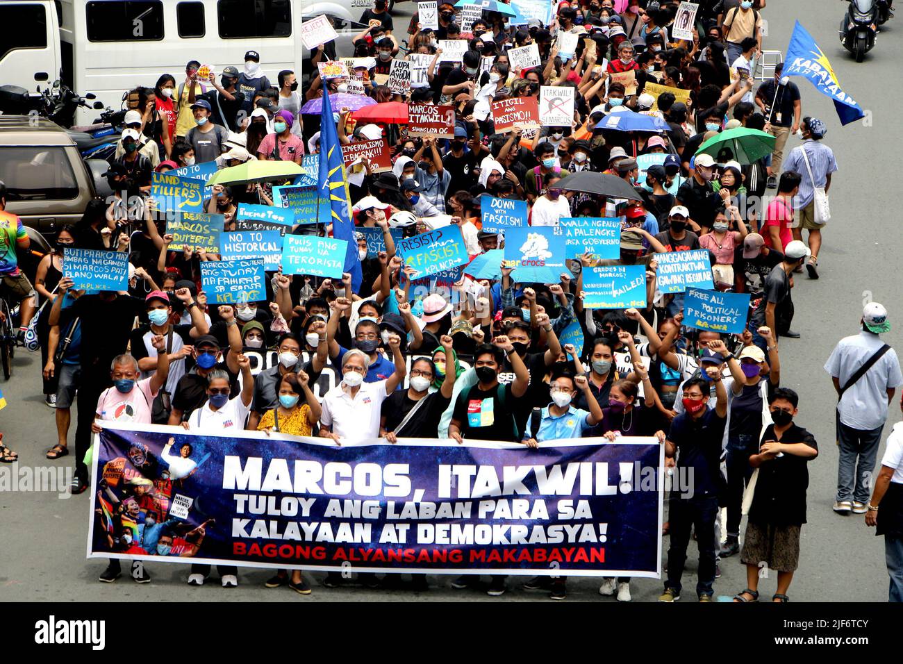 Philippines. 30th June, 2022. Various militants group gathered to show their disappointments for the next Philippine presidents during their protest at Plaza Miranda while the son of Dictator Ferdinand “Bong-Bong Marcos Jr. took his oath taking as the 17th President of the Philippines at National Museum of Fine Arts in Manila City few kilometers from the protesters on June 30, 2022. (Photo by Gregorio B. Dantes Jr./Pacific Press) Credit: Pacific Press Media Production Corp./Alamy Live News Stock Photo