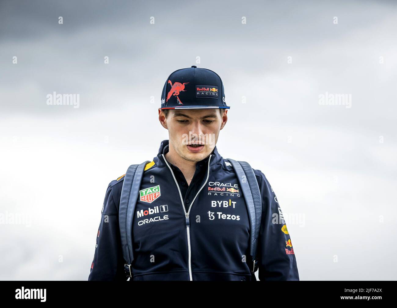 SILVERSTONE - Max Verstappen (Oracle Red Bull Racing) at the Silverstone circuit ahead of the Great Britain Grand Prix. REMKO DE WAAL Stock Photo