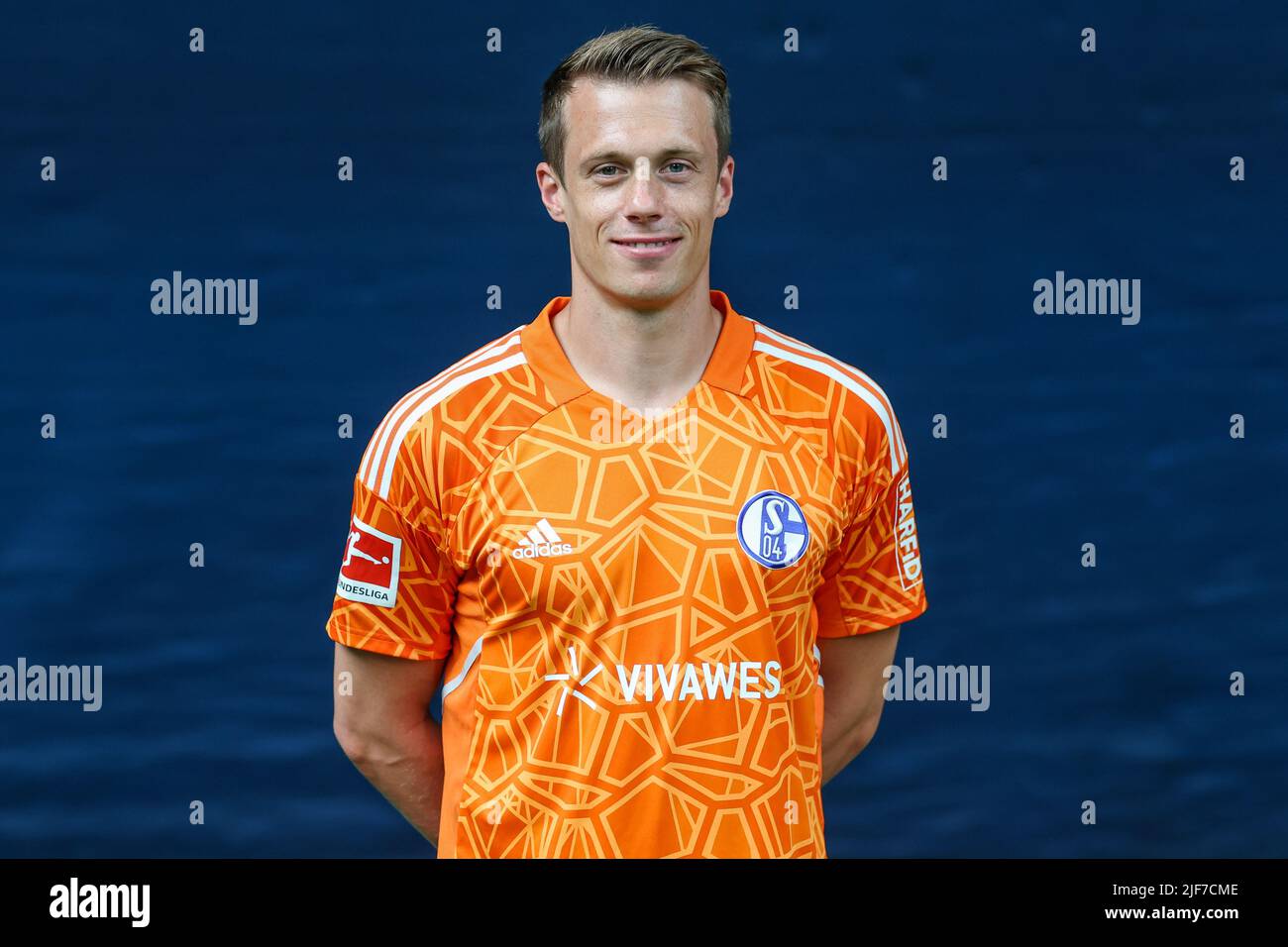 Team photo fc schalke 04 hi-res stock photography and images - Page 3 -  Alamy