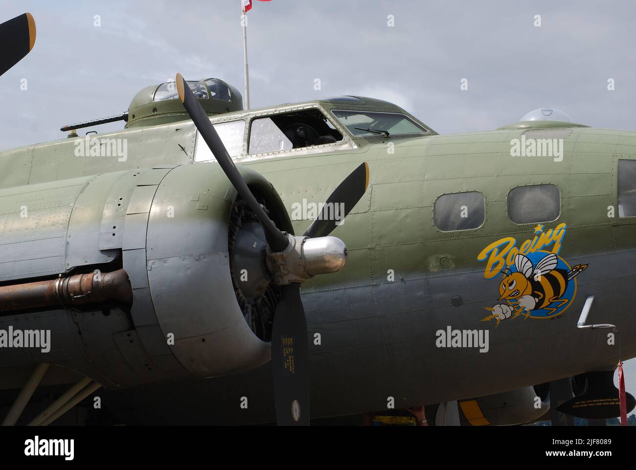 Restored vintage B17F WWII bomber Stock Photo - Alamy