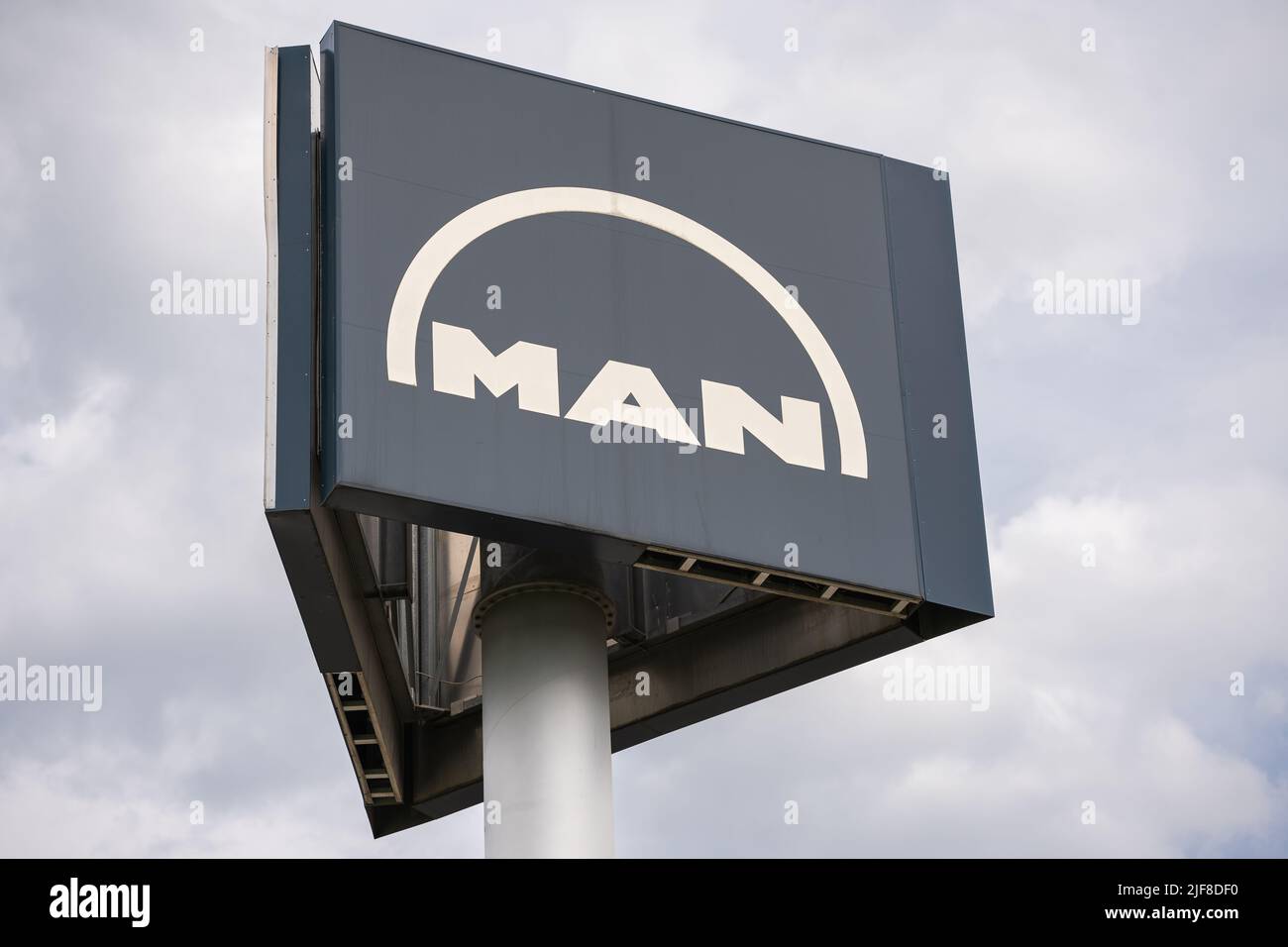 Man Engine Signage Truck manufacturer man hi-res stock photography and images - Alamy