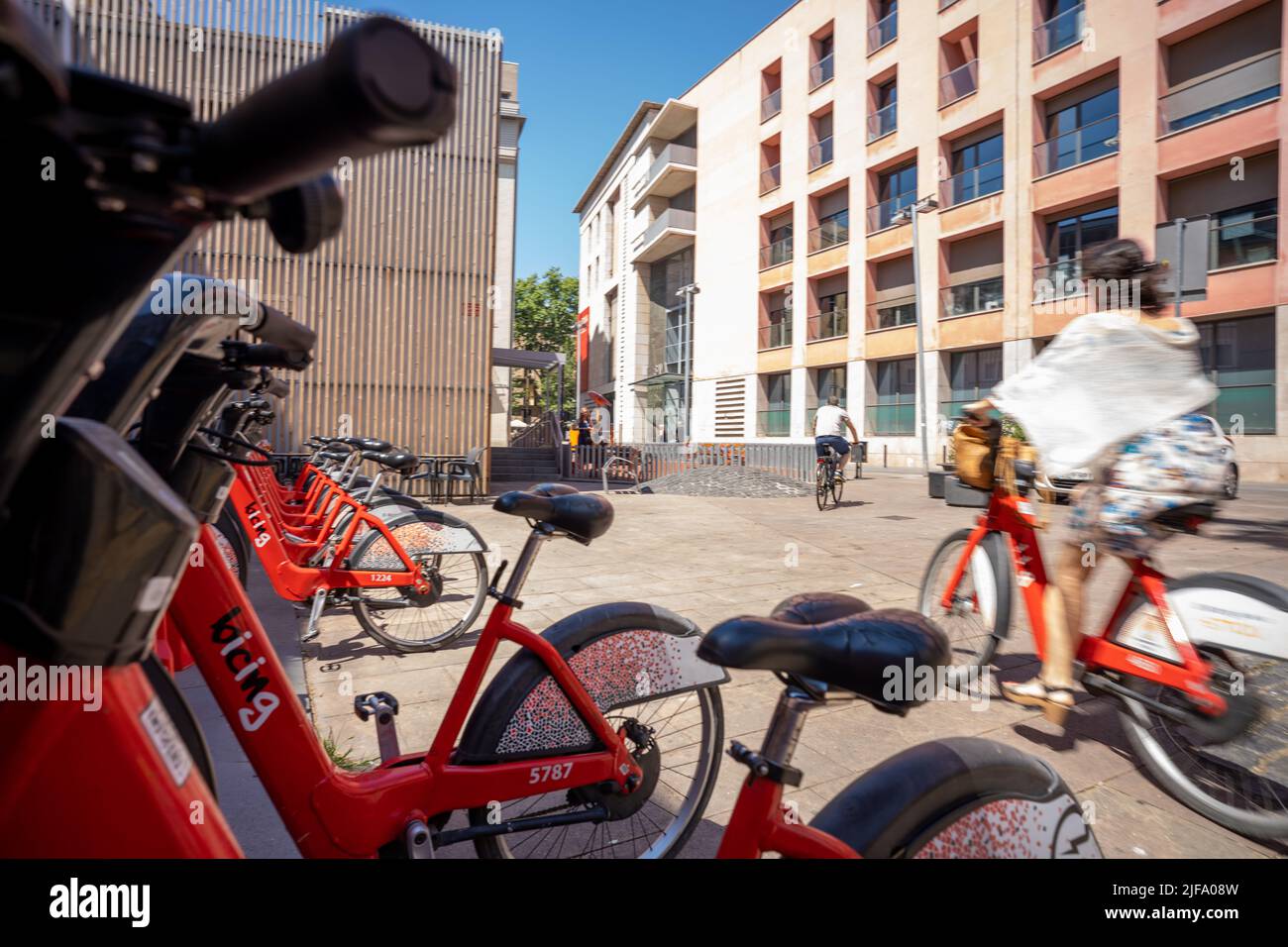 Barcelona goes for Zero Energy electric bicycle project Stock Photo Alamy