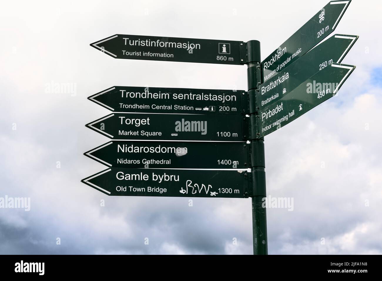Trondheim pedestrian signs hires stock photography and images Alamy
