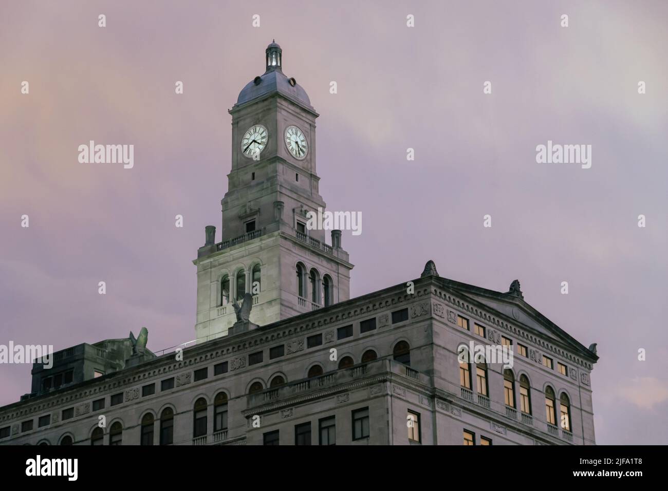 The former Davenport Bank building in Davenport, Iowa Stock Photo Alamy