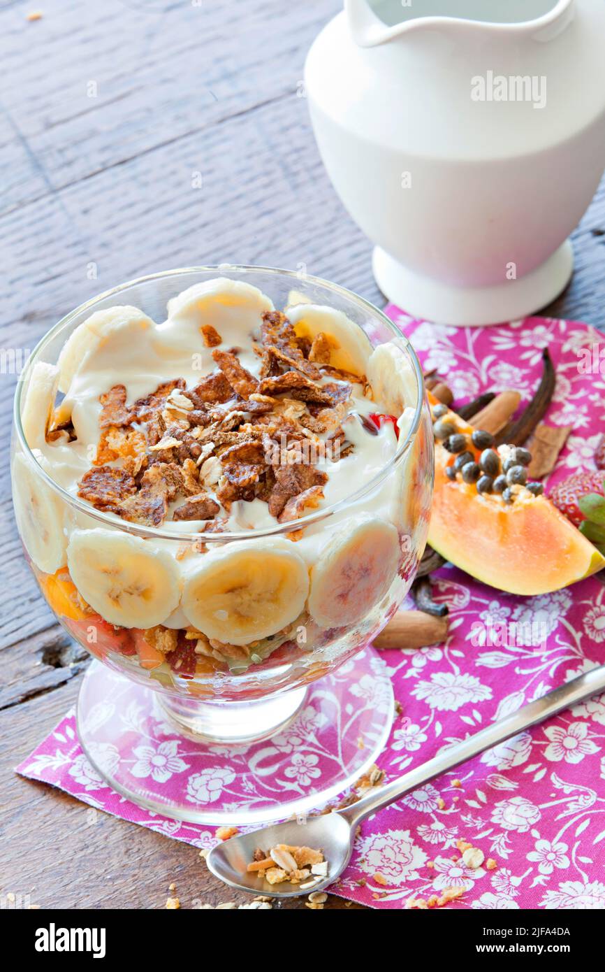 Cereal recipes with fruits and nuts Stock Photo Alamy