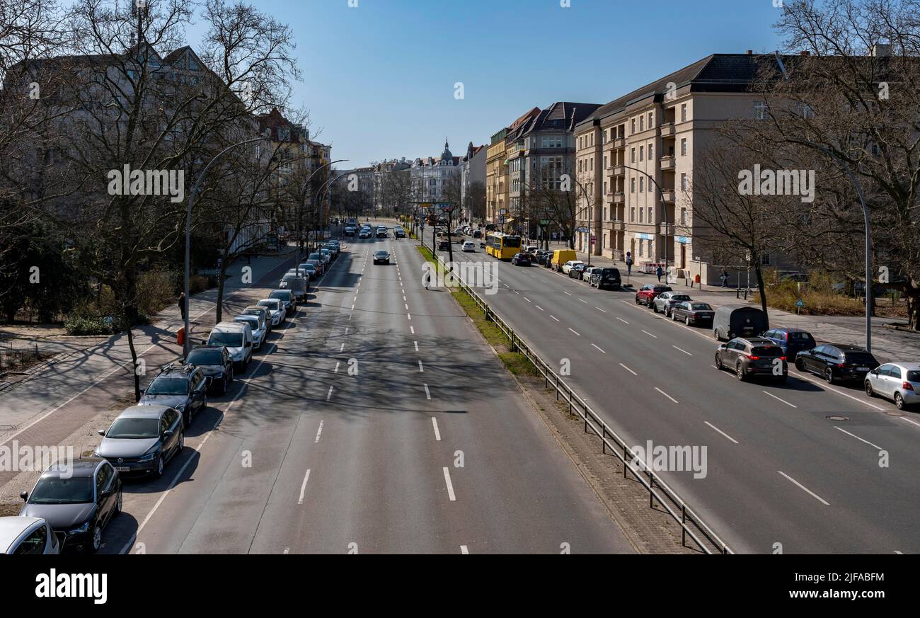 Road traffic in Berlin, Bundesallee, Berlin-Steglitz, Berlin, Germany ...