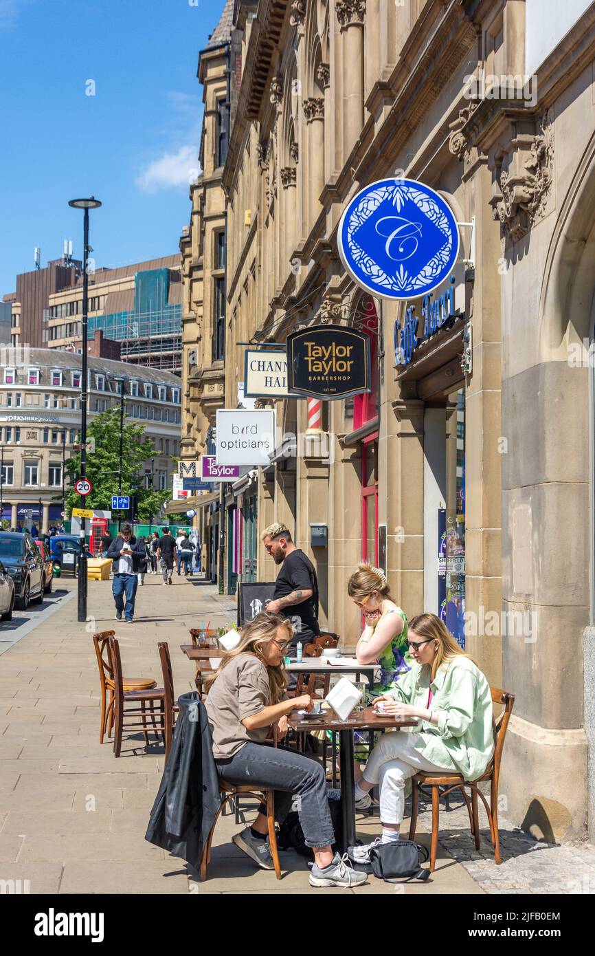 Street cafe, Surrey Street, Sheffield, South Yorkshire, England, United Kingdom Stock Photo