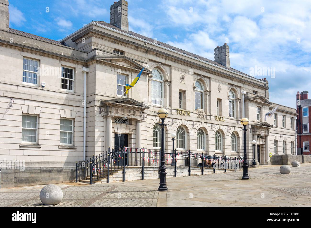 Rotherham Town Hall, The Crofts, Street, Rotherham, South