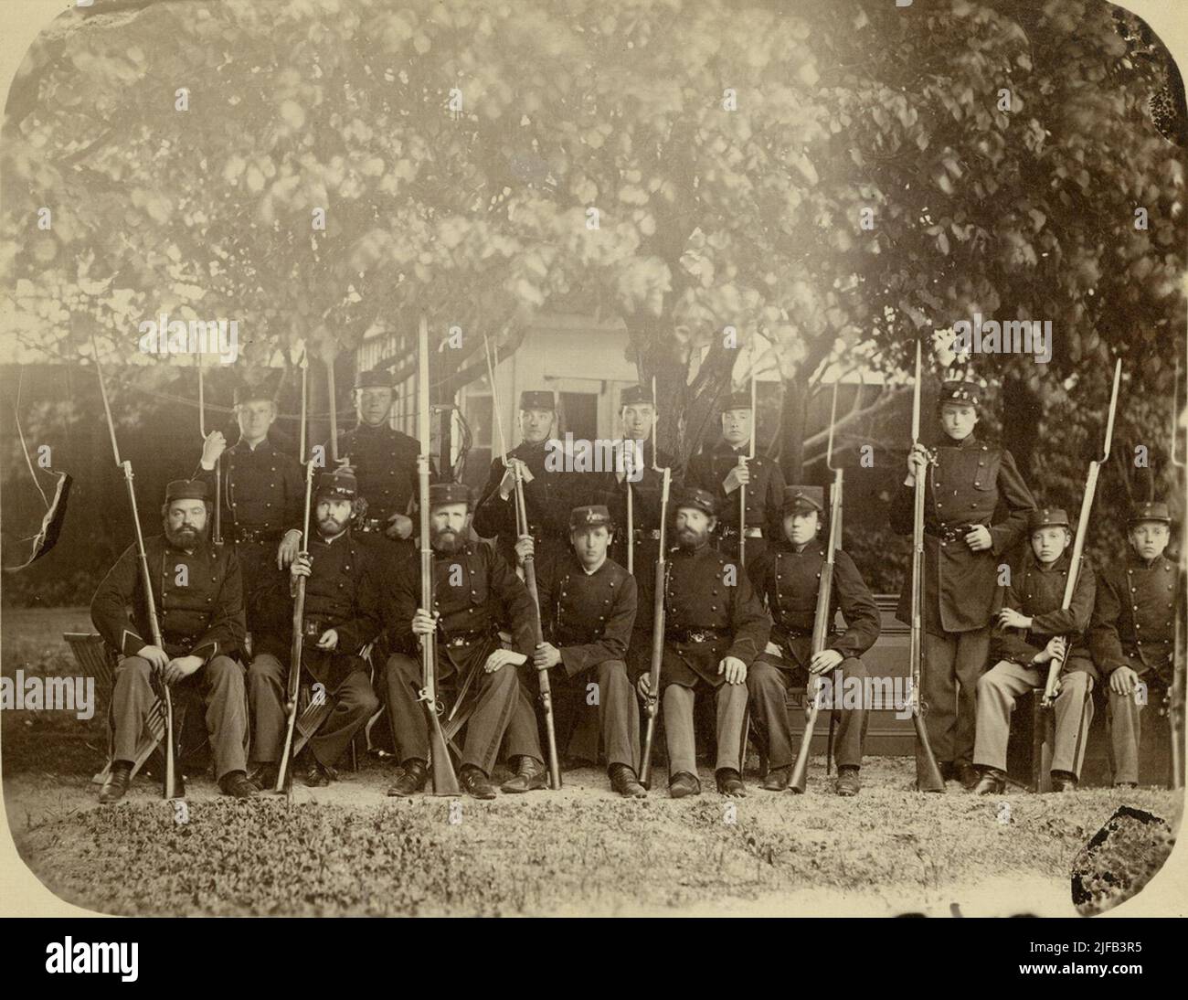National army soldiers pose photo hi-res stock photography and images ...
