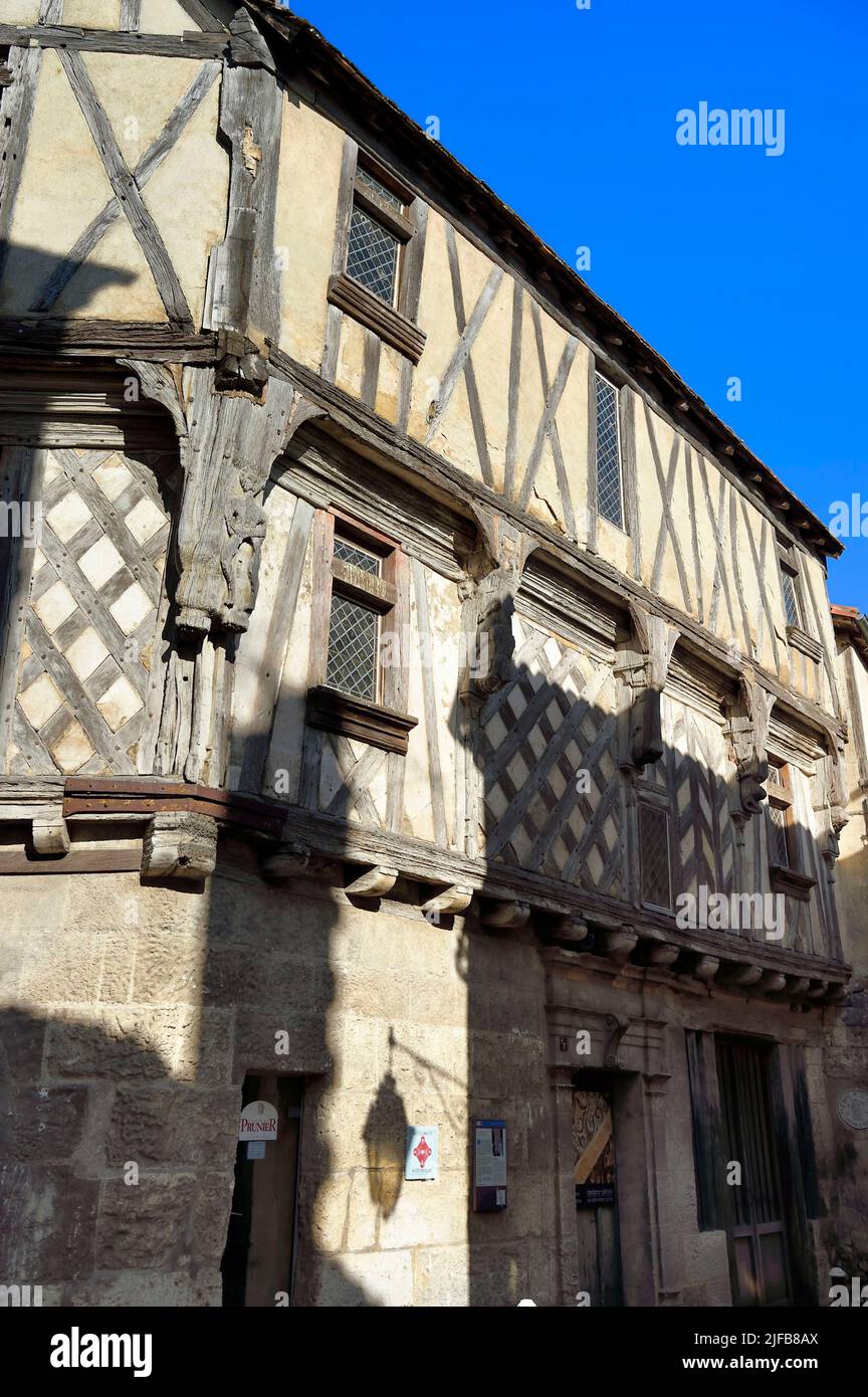 France, Charente, Cognac, the oldest house of the medieval district of old Cognac, 15th century striking house, its name is due to Pierre Lacombe, lieutenant of Cognac Juridiction of a Senechal who lived in the house between 1603 and 1624 Stock Photo