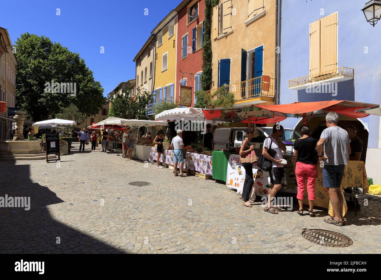 France, Drome, regional natural park of Baronnies Provençales, Buis les Baronnies, market place classified as a Historic Monument, market day Stock Photo