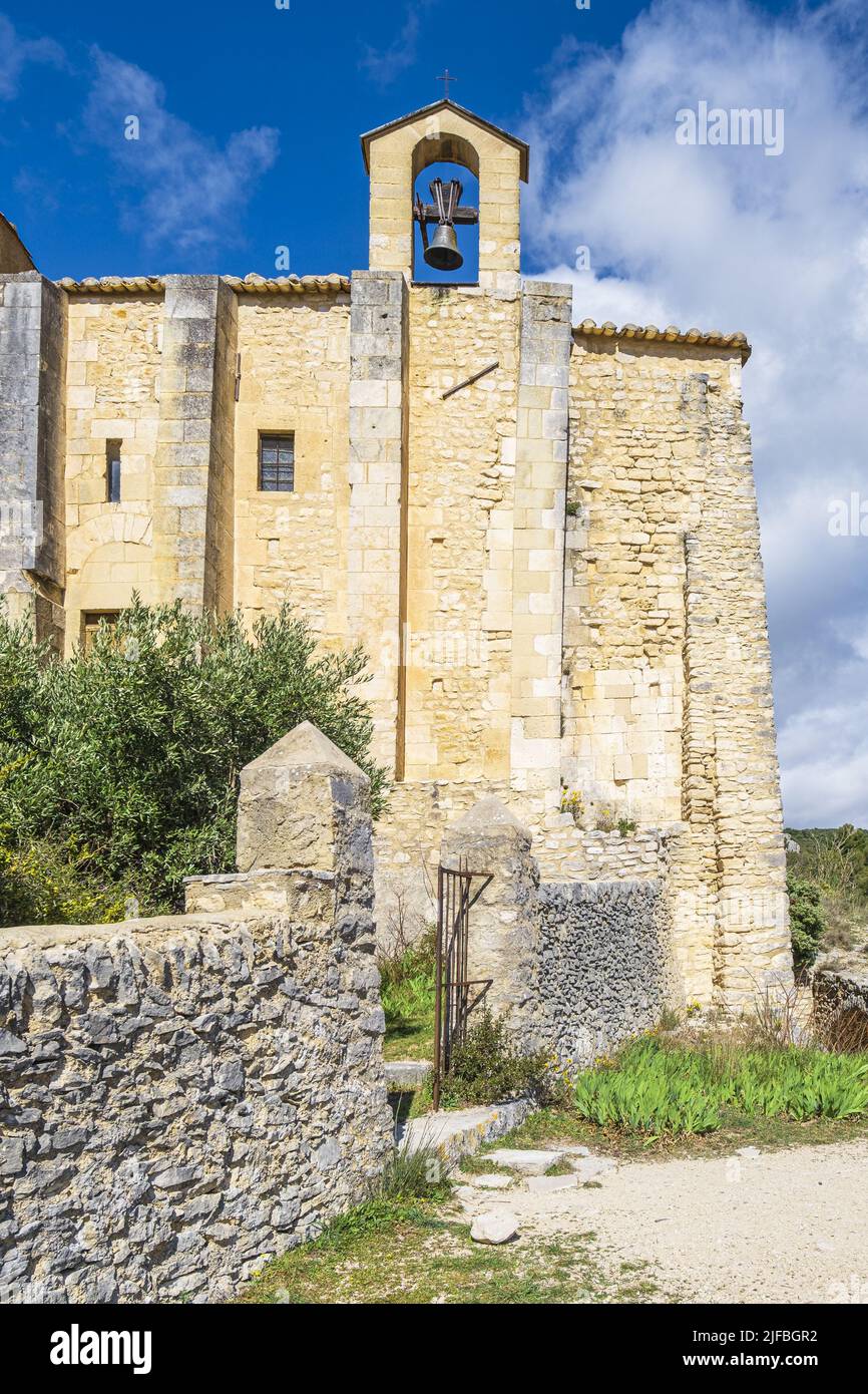 France, Vaucluse, Luberon regional nature park, Saint-Saturnin-les-Apt, 11th century Castle chapel Stock Photo