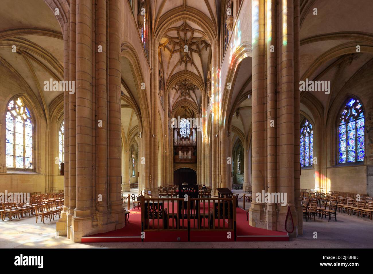 France, Ardennes, Mezieres, Our Lady of Hope Basilica (Basilique NotreDame d'Espérance) Stock Photo