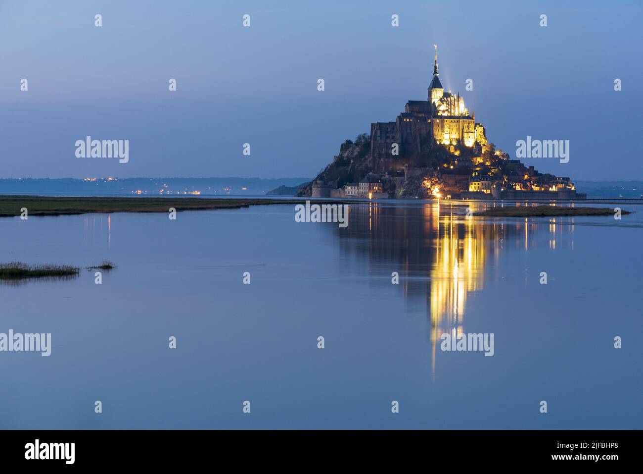 France, Manche, Mont Saint Michel Bay listed as World Heritage by UNESCO, Abbey of Mont Saint Michel and River Couesnon Stock Photo